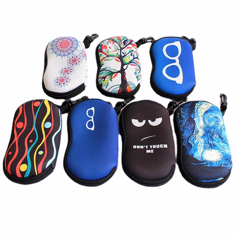 Ultra-portable neoprene zipper glasses case
