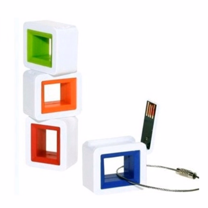 Keyring USB flash drive