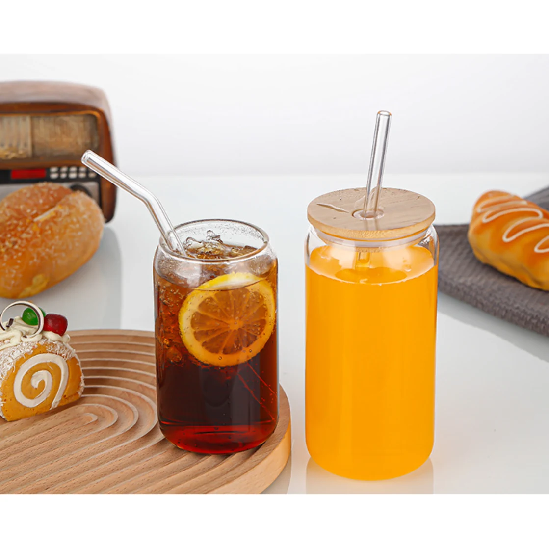 Glass Can with Lid and Straw 1