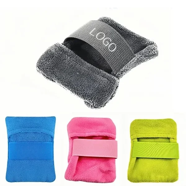 Sand Removal Mitts with Beach Essential for Clean Hands 1