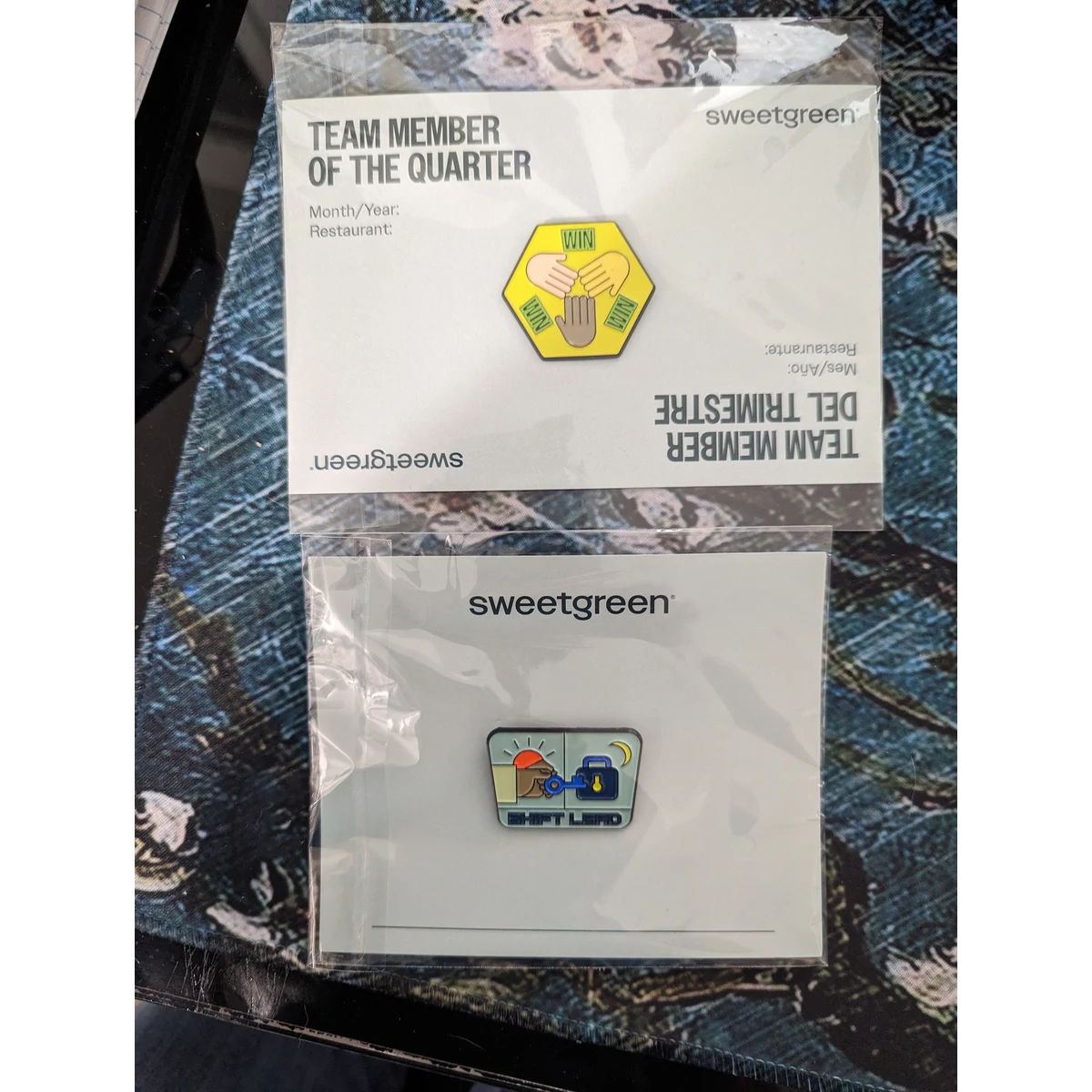 Lapel Pin with Custom Paper Card 1