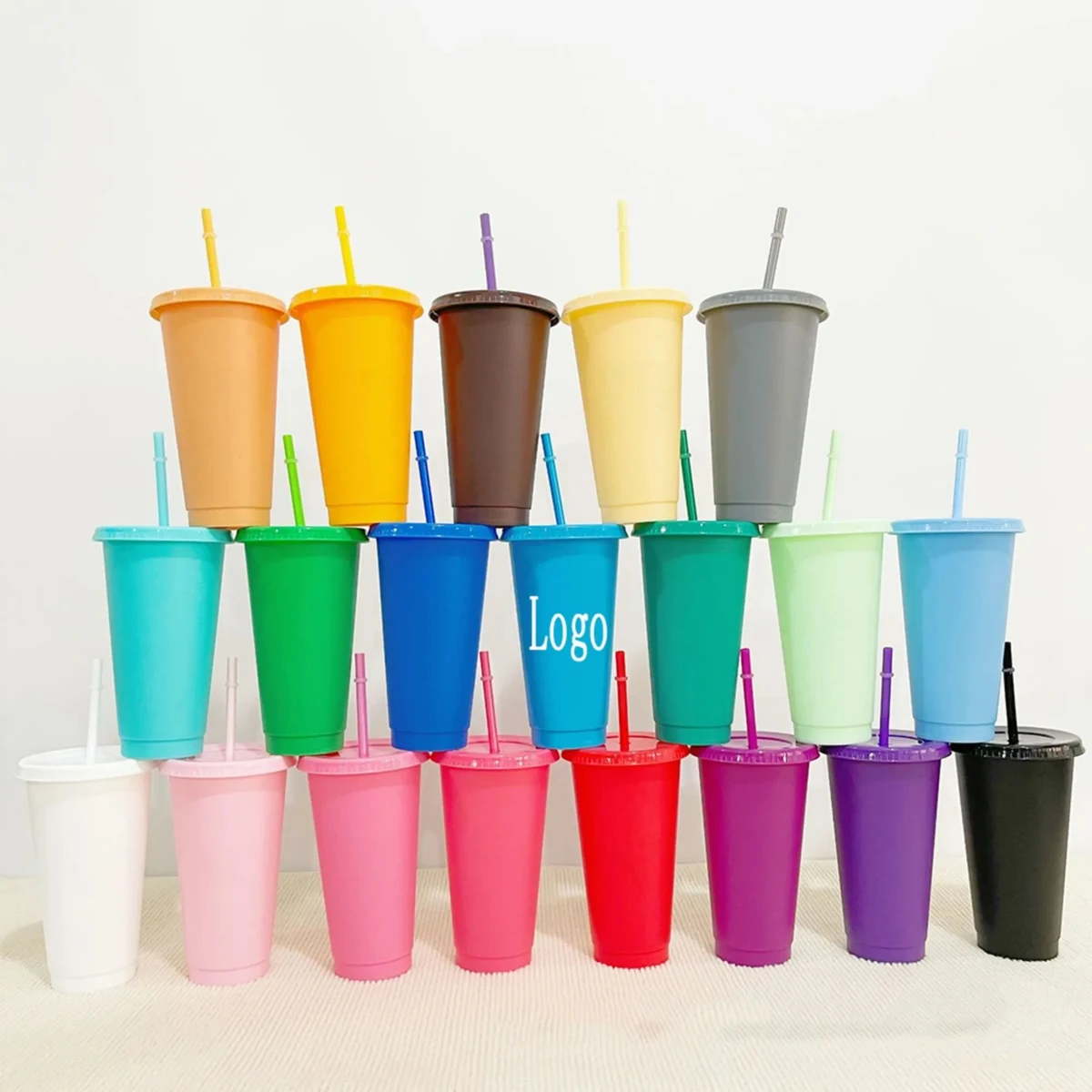 24oz Plastic Tumbler with Straw Lid 1