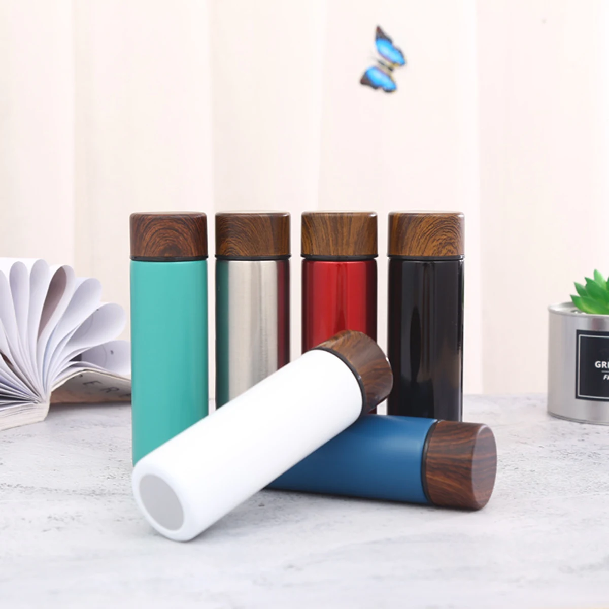 Mini Pocket Mug With Wooden Grain Lid 1