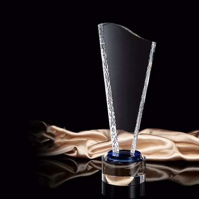 Crystal Trophy A19-164