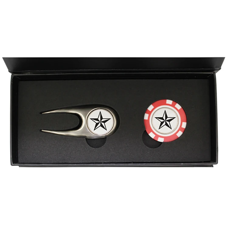 Scotsman's Divot Tool and Plastic Poker with Marker in a Magnetic Close Gift Box 1