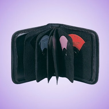 CLASSIC LEATHETTE CD HOLDER