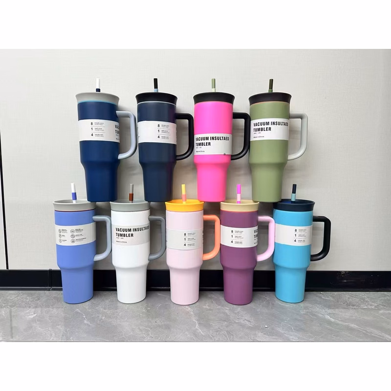 40 oz Tumbler With a Handle