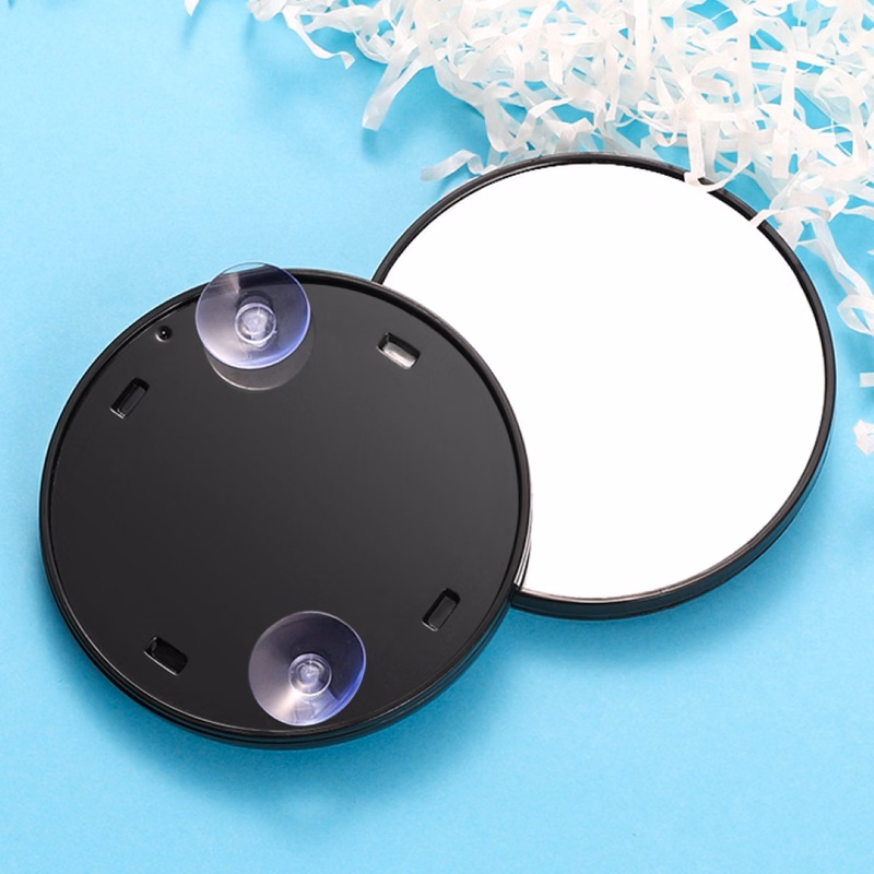 Magnifying glass with suction cup