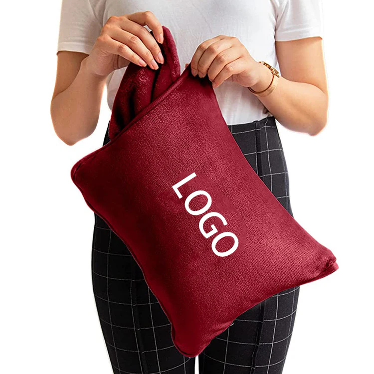 MOQ 20 Pieces of Travel-Ready Fleece Blankets 1
