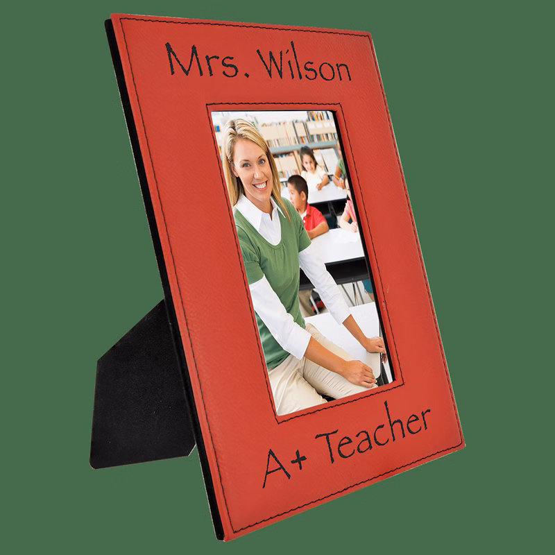 4" x 6" Red Leatherette Photo Frame