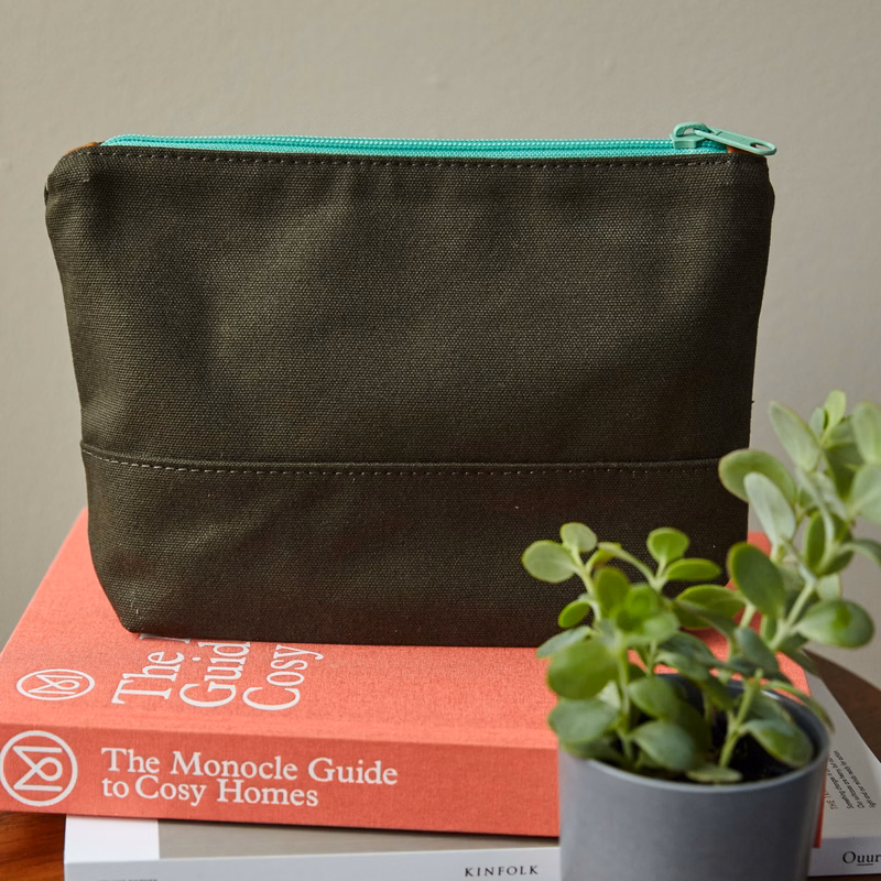 CITY CUT & SEW GADGET POUCH - LARGE