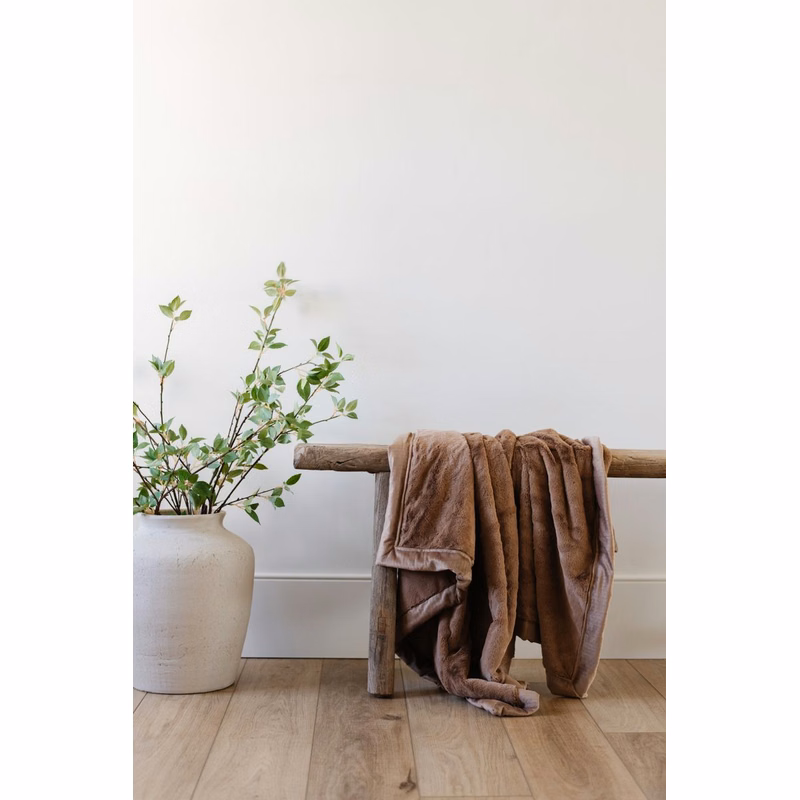 Lush Hazelnut-XL Luxury Blanket (60x80)
