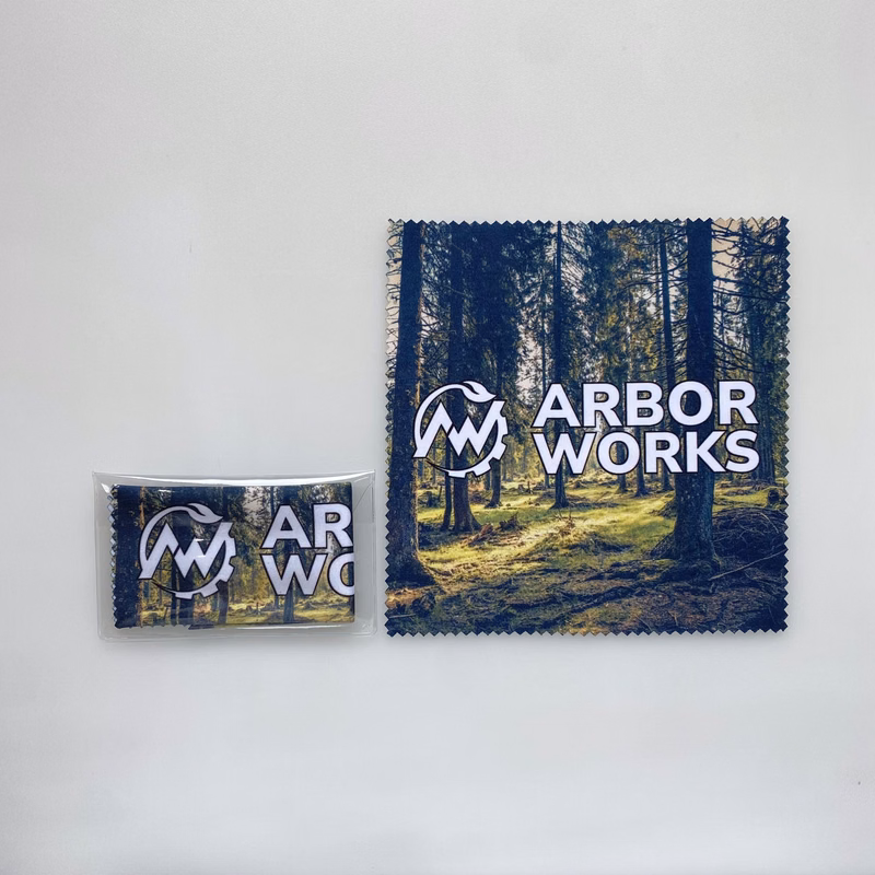Microfiber Cleaning Cloth in Clear PVC Case