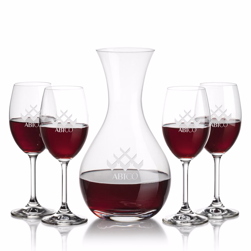 Adelita Carafe & Naples Wine