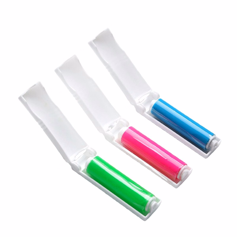 Pocket-sized Lint Roller