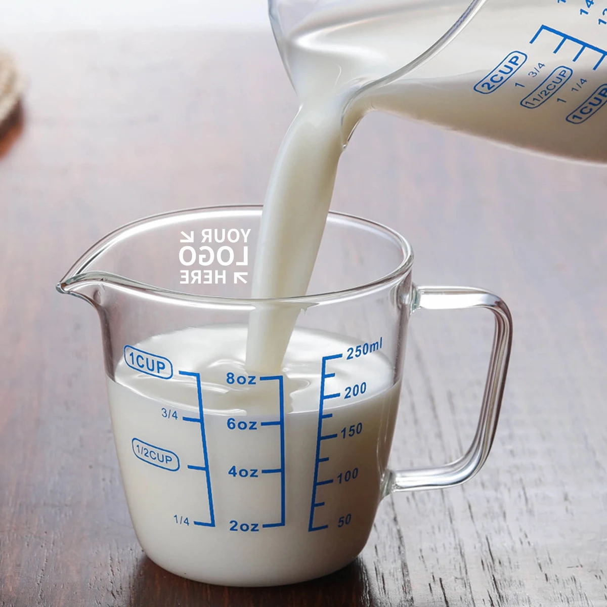 8 oz Glass Measuring Cup with Lid 1