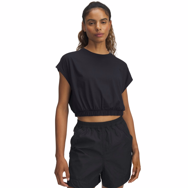 UA Motion Bubble Hem Women's Short Sleeve