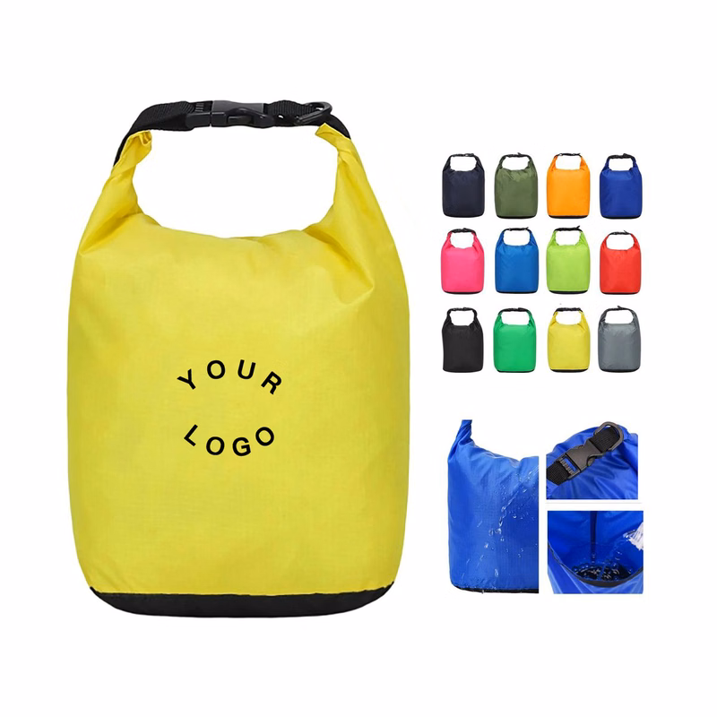Portable Beach Bag with Tear Resistant Design