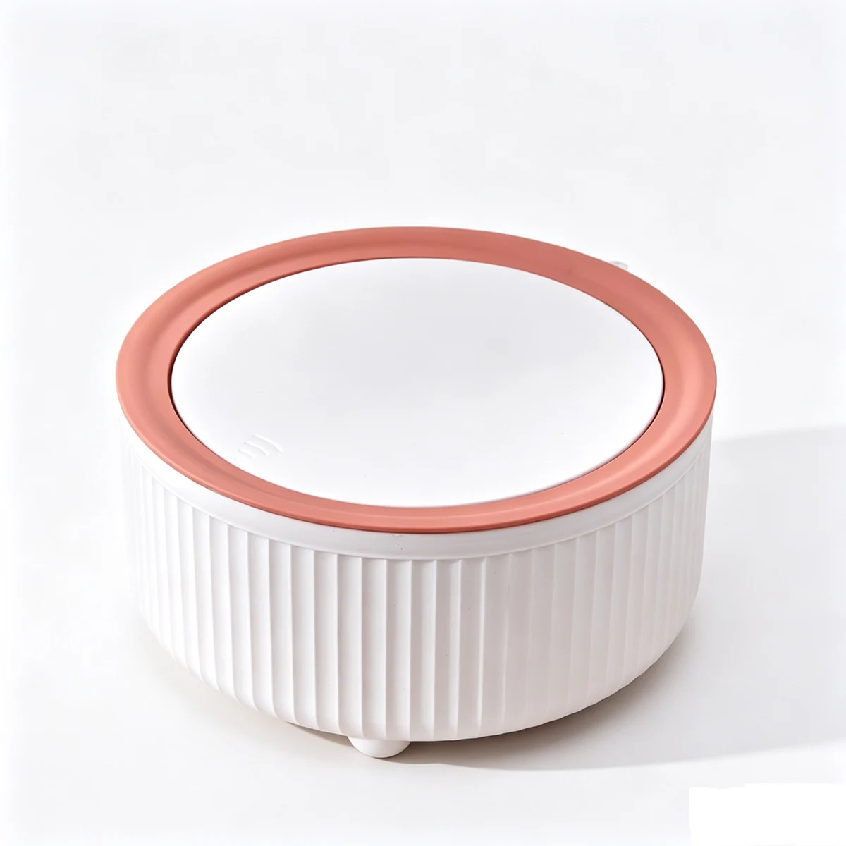 Minimalist Desktop Press Open Mini Trash Can 1