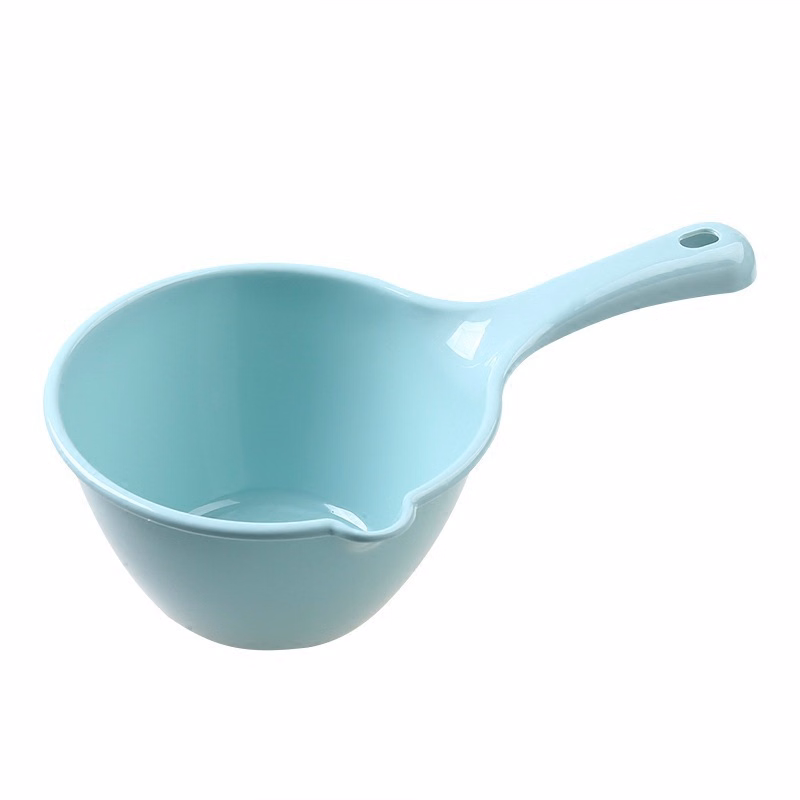 Plastic Water Ladle Bath Scoop