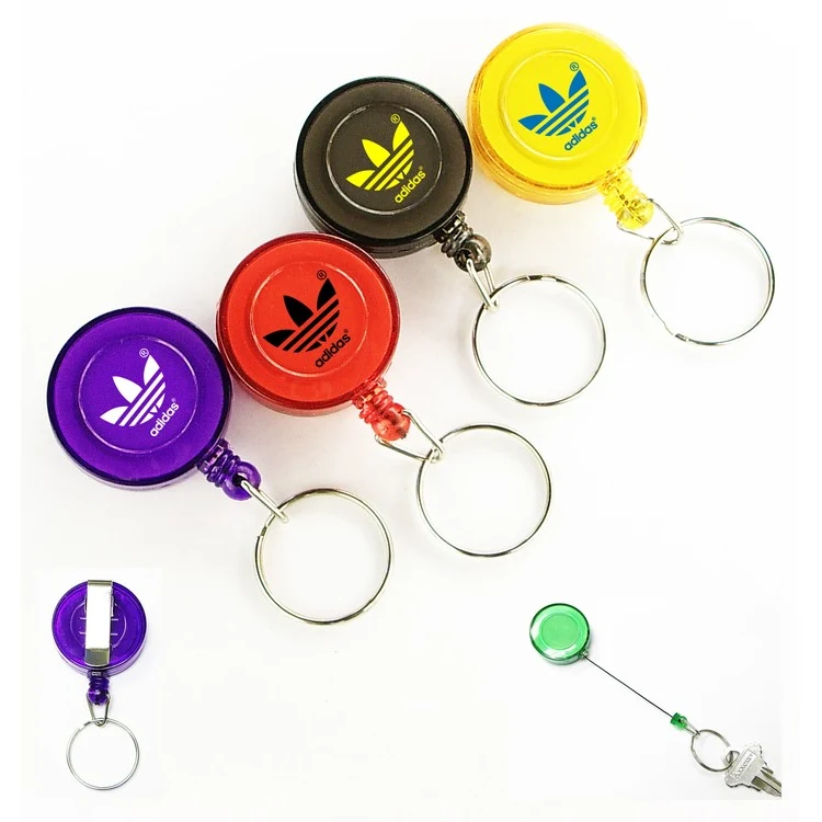 Round 24" retractable key holder 1