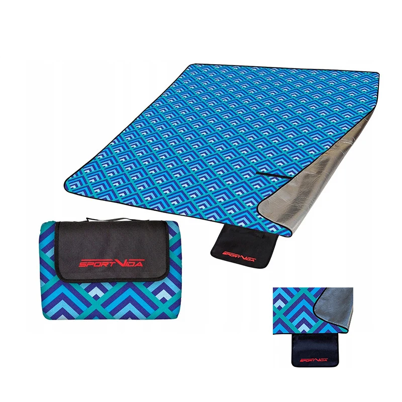 Floding Picnic Fleece Blanket 1
