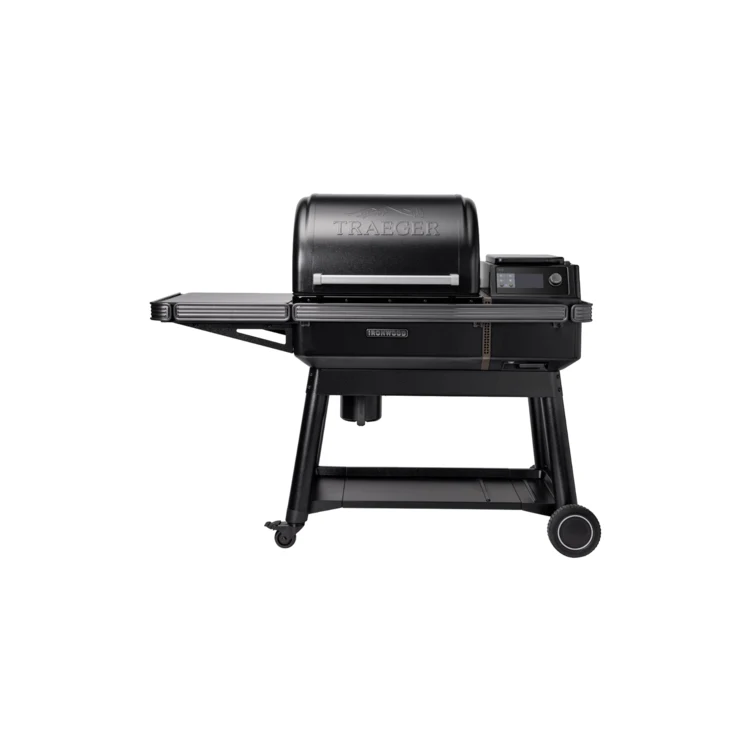 Traeger Ironwood Pellet Grill - Black 1
