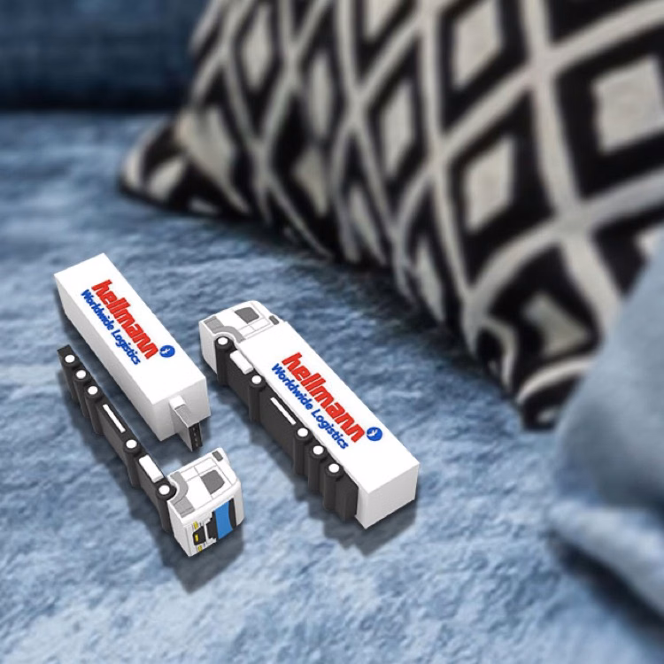 Tractor Trailer USB-16GB