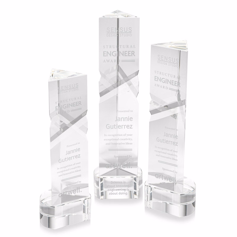 Oakham Award on Paragon Base - Clear