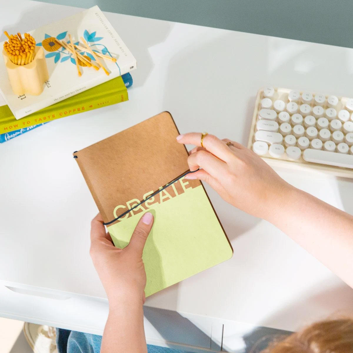CARDSTOCK FOLIO 1