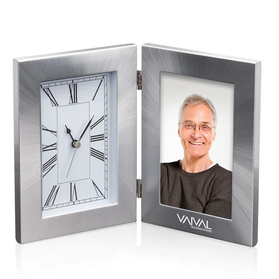 Melania Clock/Frame 1