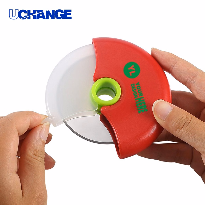 Handheld Pizza Cutter Wheel with Blade Guard