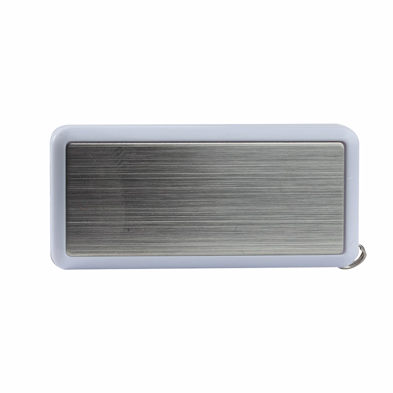Wenona Pivot 360 Degrees Rotating Logo USB