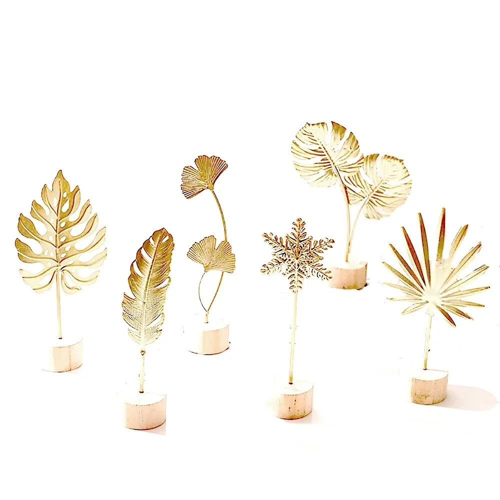 Ginkgo Leaf Ornaments 1