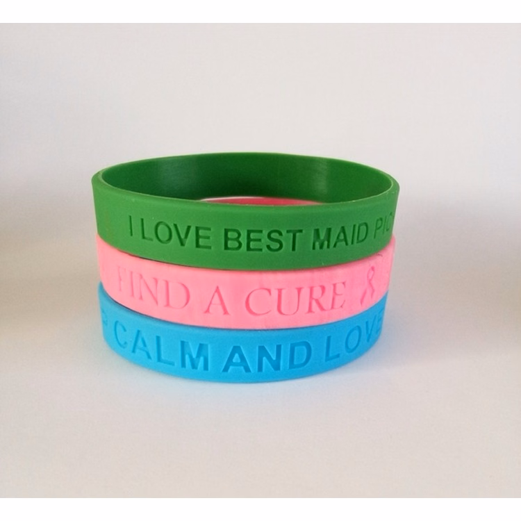 Silicone Rubber Sports Wristband Bracelet with Debossed Logo