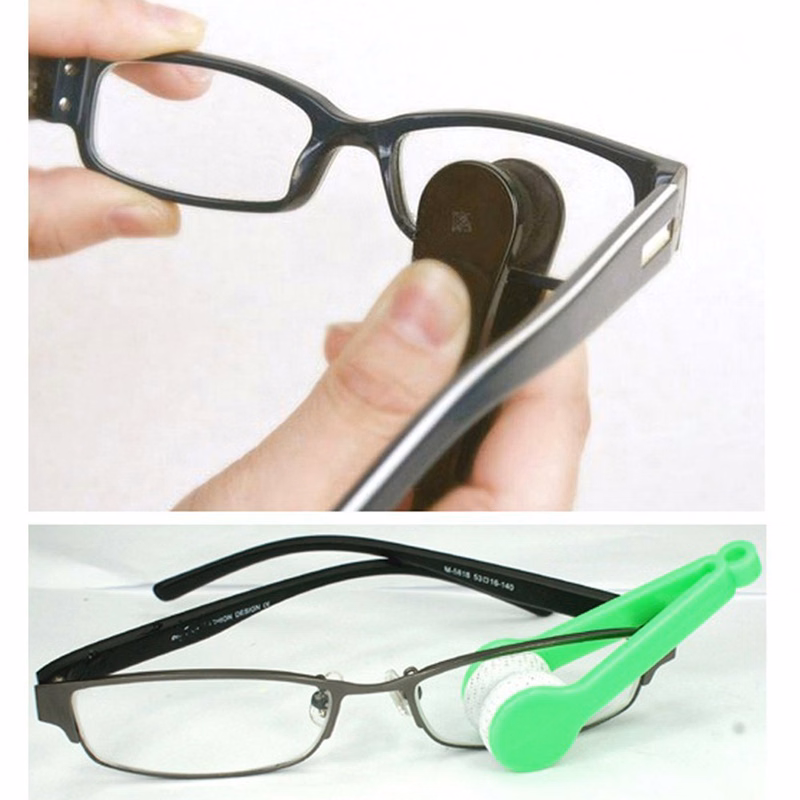 Eyeglass Cleaner