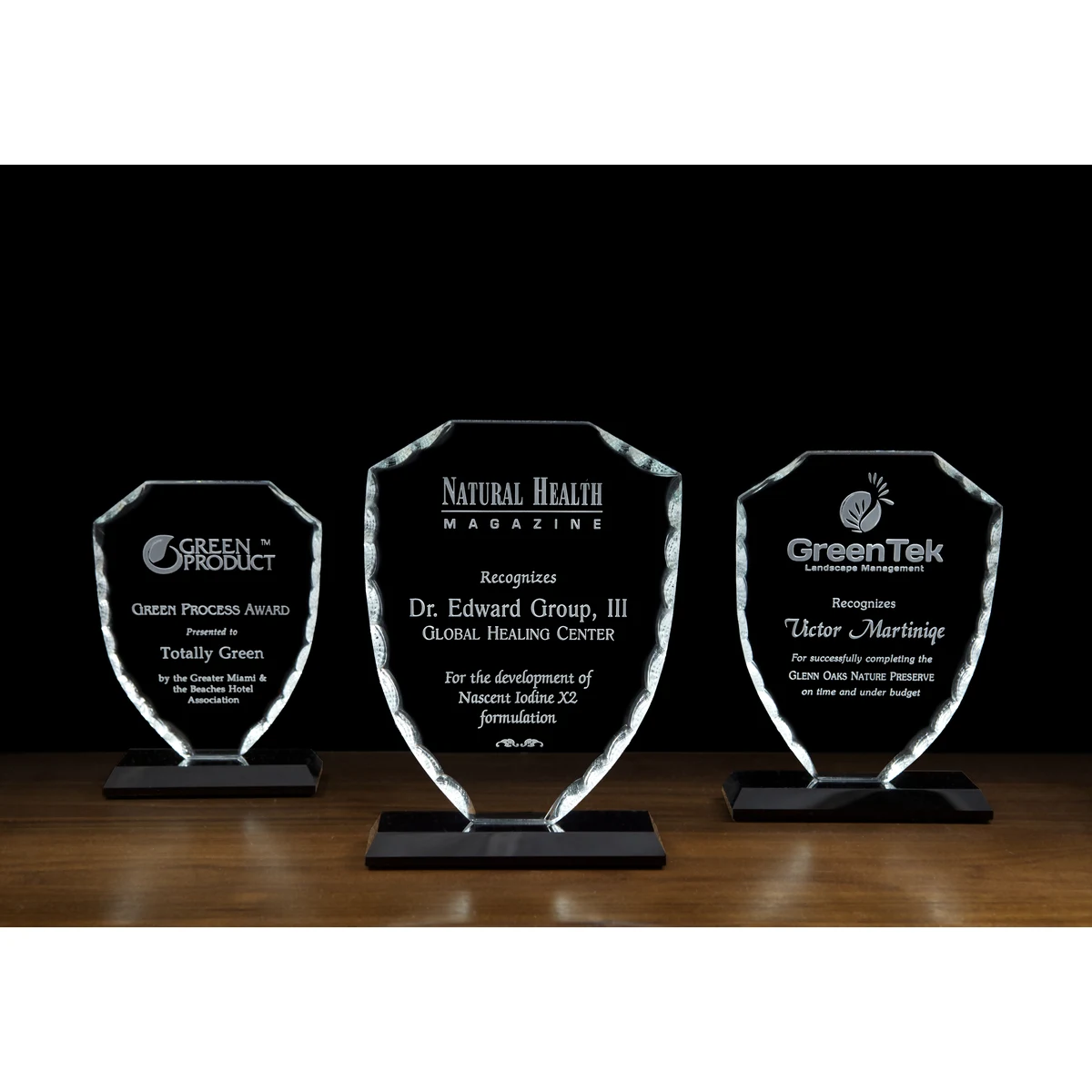 Jet Glass Corona Shield Award (5"x8"x2") 1