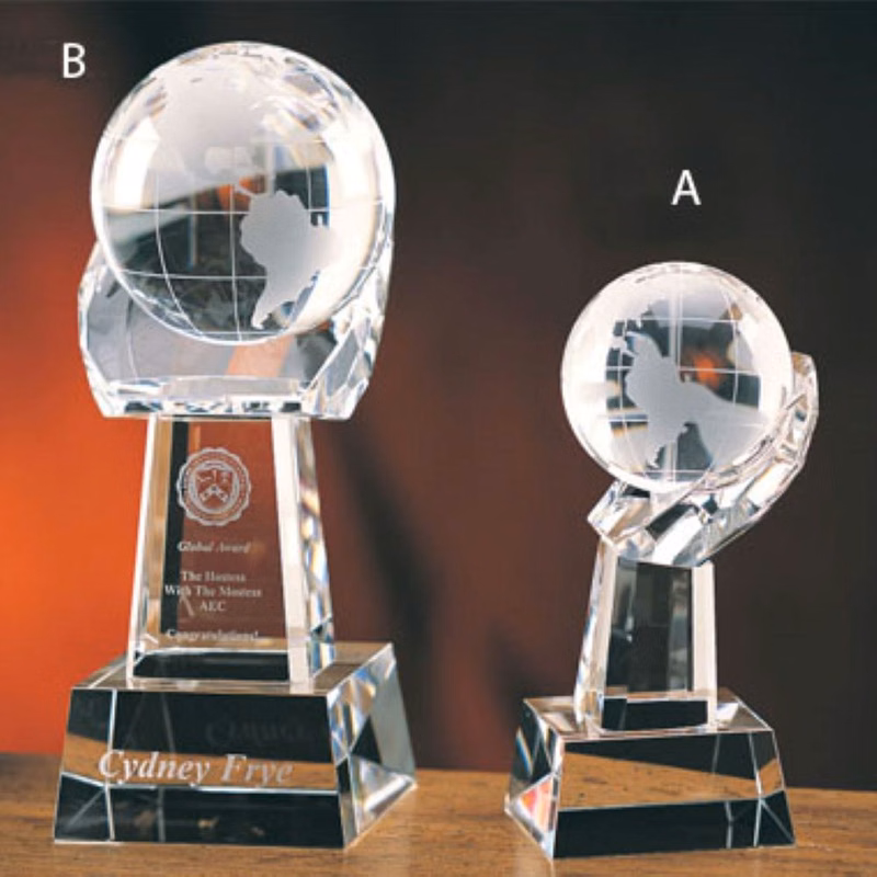 SPINNING WORLD ON HAND OPTIC CRYSTAL (B)