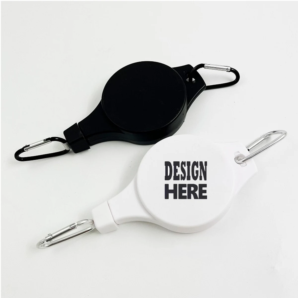 Retractable Outdoor Utility Hanger Clip 1