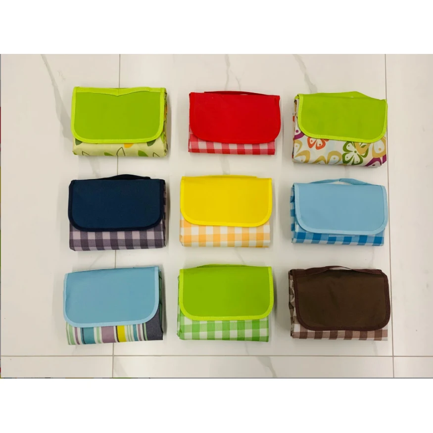 All-in-one Portable Foldable Moisture-proof Plaid Picnic Mat 1