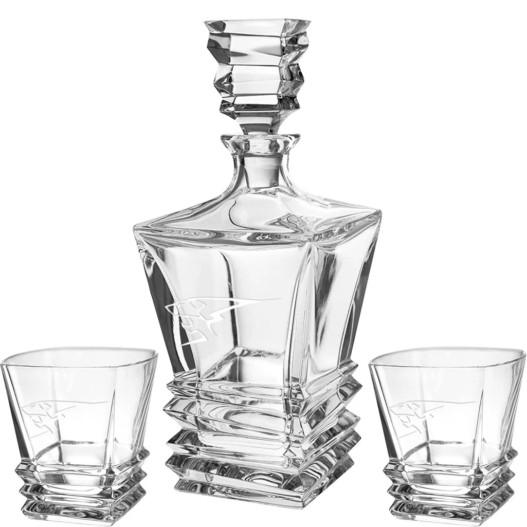 Westgate Citadel Crystal Decanter Set with Two Matching Rocks Glasses 1