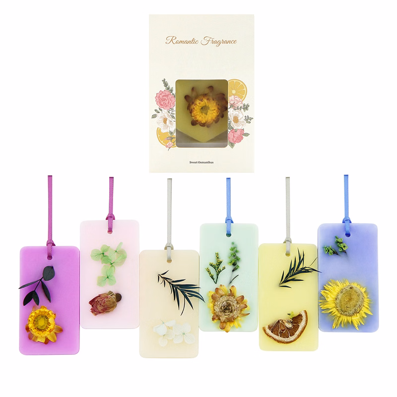 Dried Flower Scented Wax Pendant