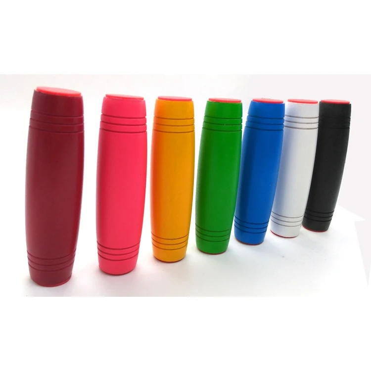 Amazing Desk Hand Toy 1