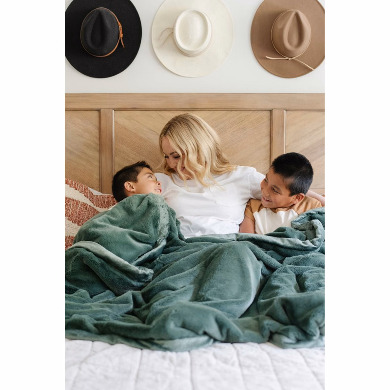 Lush Hunter Green-XL Luxury Blanket (60x80)