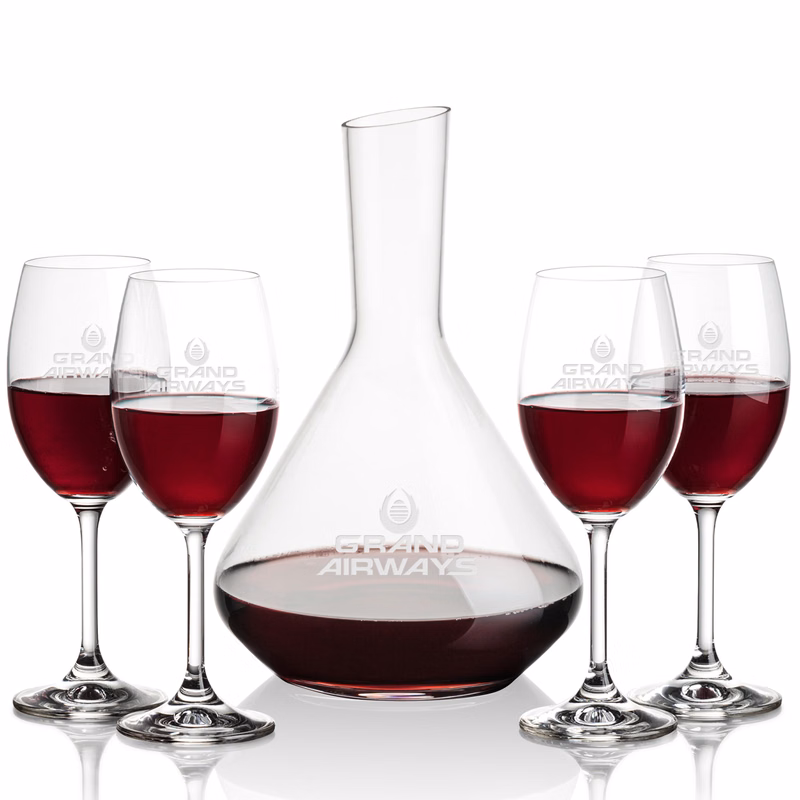 Terrassa Carafe & Naples Wine