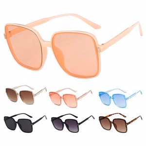 Fashion Sunglasses With Gradient Lenses