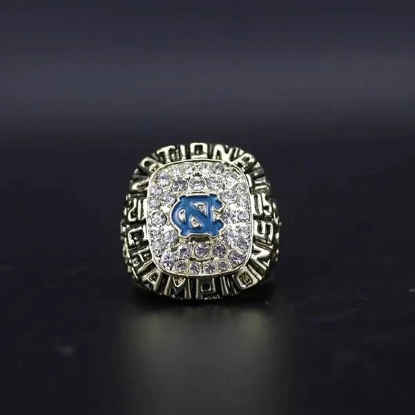 2005 North Carolina Tar Heels NCAA Basketball Champion Ring 1