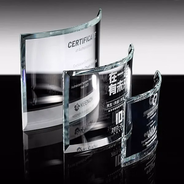 Engraved Curved Glass Award