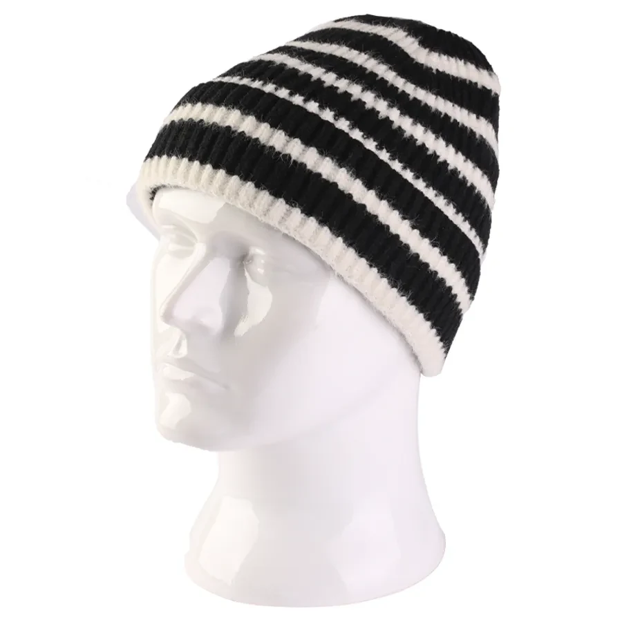 Timeless Sheep Cashmere Beanies 1