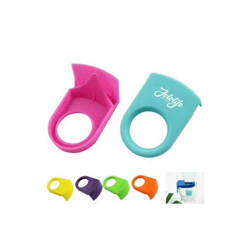 Plastic Cocktail Cup Clips 1